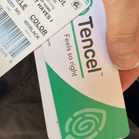 Ruby rd Tencel blend raw hem pull on ankle pant size 2X - Picture 11 of 17